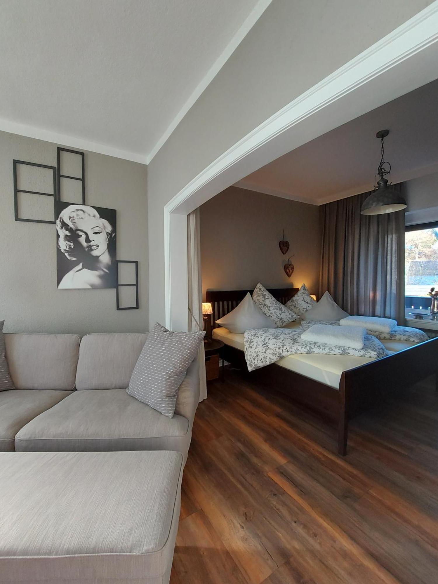 Maries Bunte Villa Bad Berleburg Luaran gambar